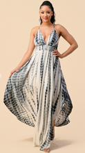 Load image into Gallery viewer, Vacay Maxi Dress